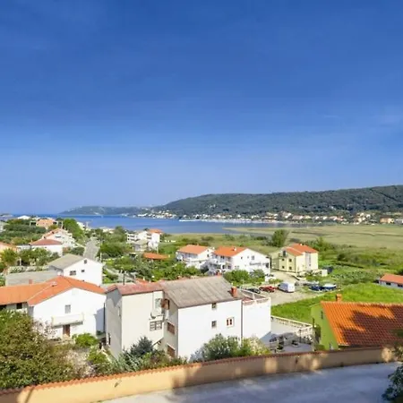 In With Sea View, Balcony, Air Conditioning, Wifi 3321-2 Lejlighed *