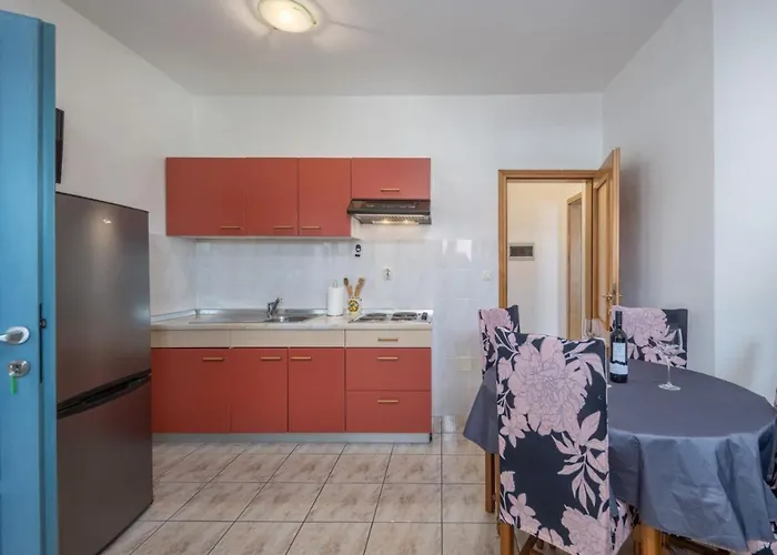 Apartament In With Sea View, Balcony, Air Conditioning, Wifi 3321-2