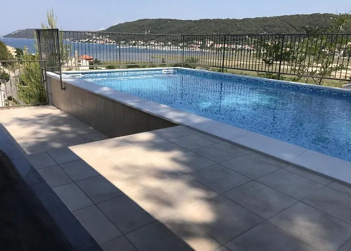 In With Sea View, Balcony, Air Conditioning, Wifi 3321-2 Supetarska Draga