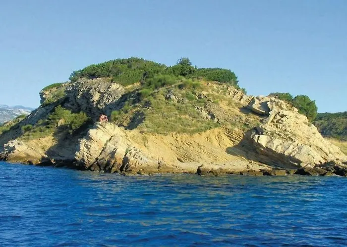 In With Sea View, Balcony, Air Conditioning, Wifi 3321-2 Supetarska Draga