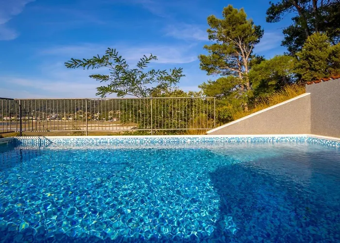 In With Sea View, Balcony, Air Conditioning, Wifi 3321-2 Apartman Supetarska Draga