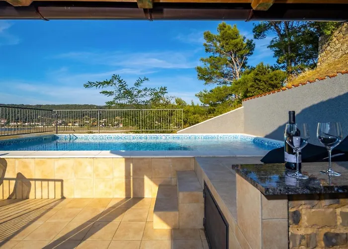In With Sea View, Balcony, Air Conditioning, Wifi 3321-2 * Supetarska Draga