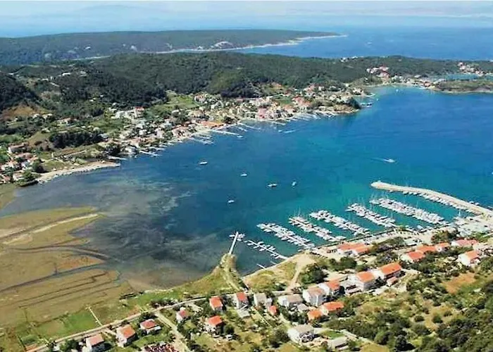 Apartament In With Sea View, Balcony, Air Conditioning, Wifi 3321-2 *