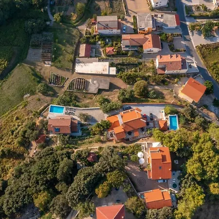 In With Sea View, Balcony, Air Conditioning, Wifi 3321-2 Apartment